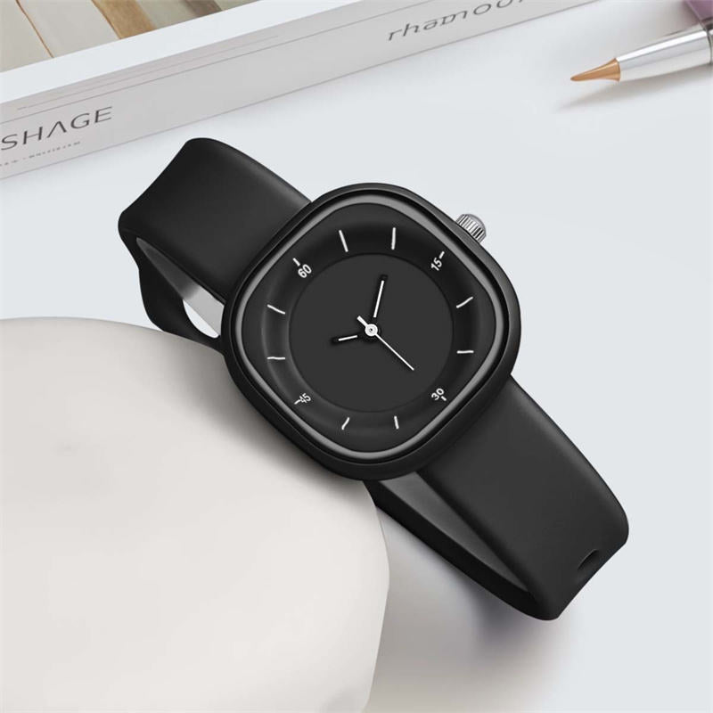 Aura ShadowBlack Minimal Watch