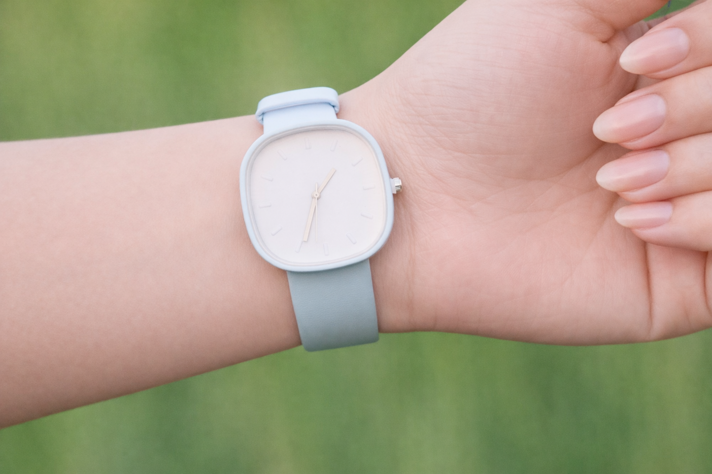 Aura SkyBlue Minimal Watch